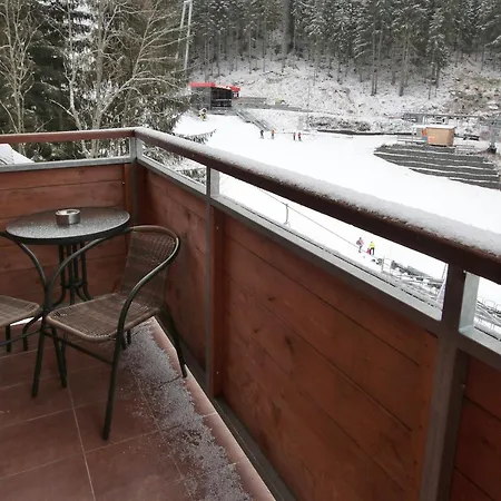 Maliarik Apartahotel 3*