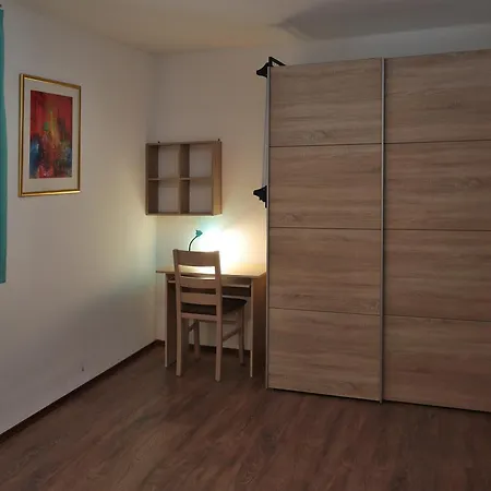 Aparthotel Maliarik