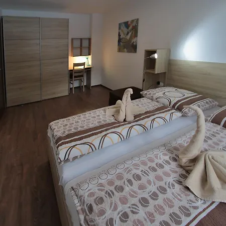 Maliarik Lejlighedshotel 3*